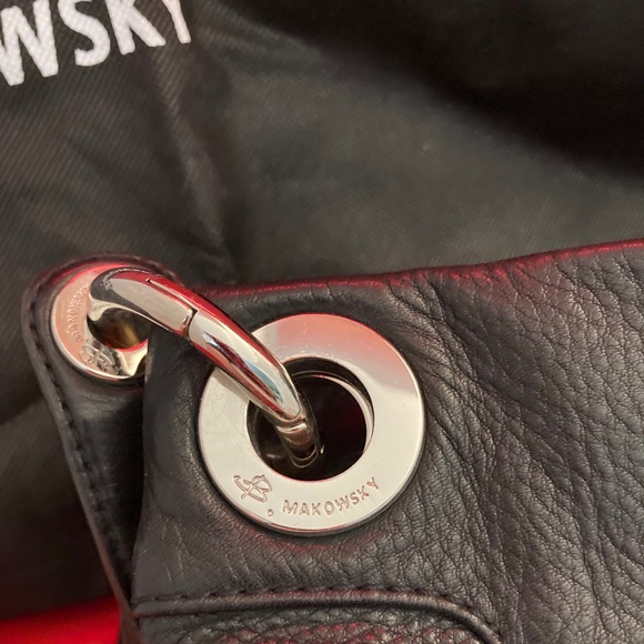 B Makowsky Black Pebble Leather Handbag - Picture 2 of 5